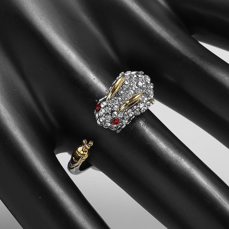 LEORA - Eleganter verstellbarer Silberring mit niedlichem Häschen & Karotte, verziert mit funkelnden Kristallen